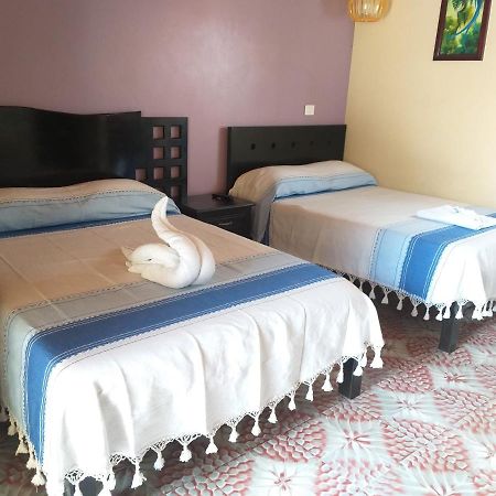 De Las Flores Hotel โกมิตัน เด โดมิงเกซ ภายนอก รูปภาพ